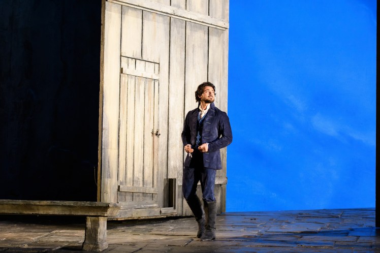 Blue jacket, no yellow trousers.